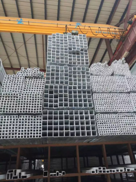 天津源泰德潤鍍鋅方管